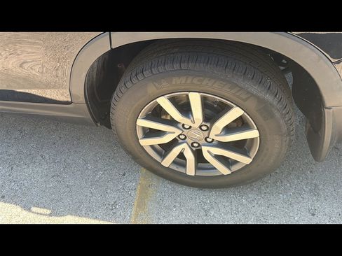 Used 2021 Honda Pilot Black Edition image 24