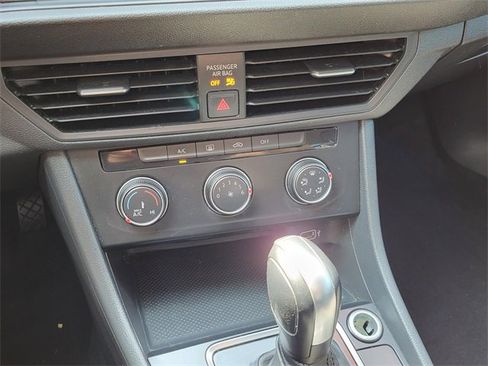 Used 2019 Volkswagen Jetta S w/ Driver Assistance Package image 10