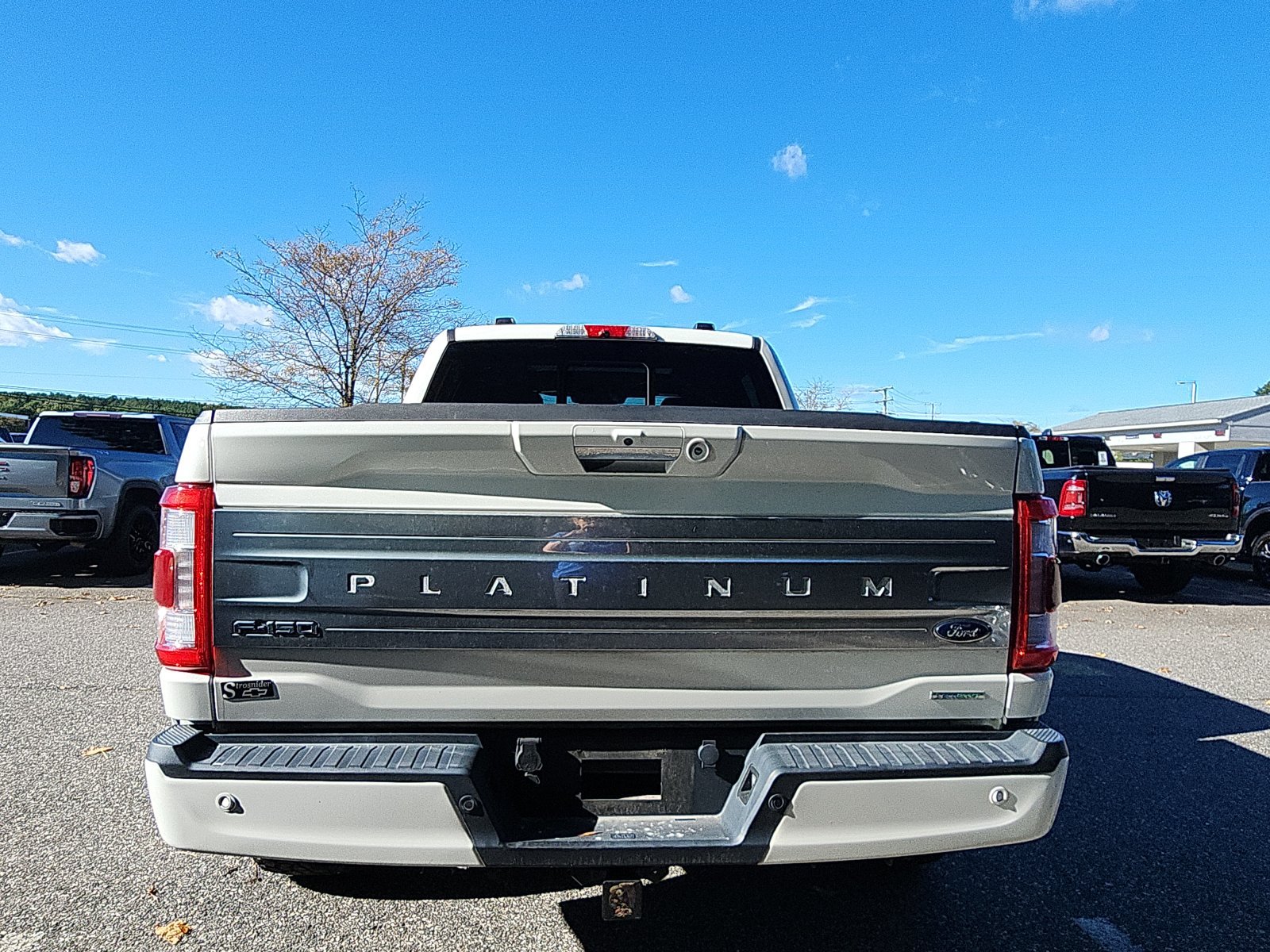 Used 2022 Ford F150 Platinum w/ Equipment Group 701A High AWD/4WD image 4