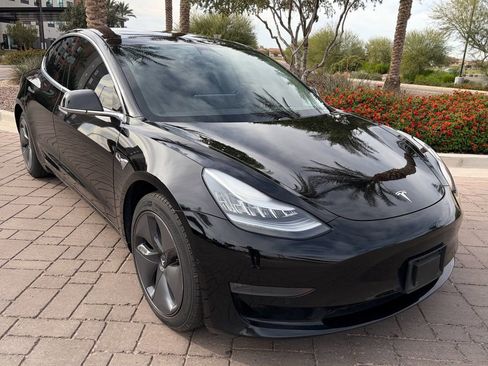 Used 2020 Tesla Model 3 Long Range image 1