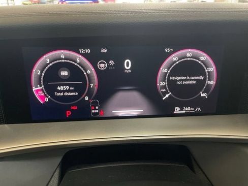 Certified 2026 Volkswagen Tiguan SE AWD/4WD image 20