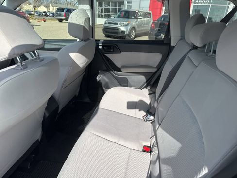 Used 2016 Subaru Forester 2.5i Premium w/ Popular Package #2 image 17