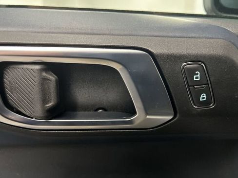 Used 2024 Ford Bronco Outer Banks AWD/4WD image 23