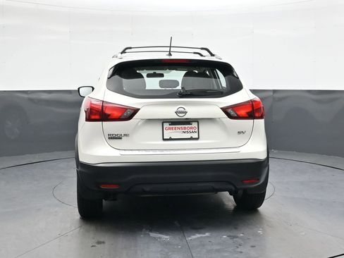 Used 2018 Nissan Rogue Sport SV image 5