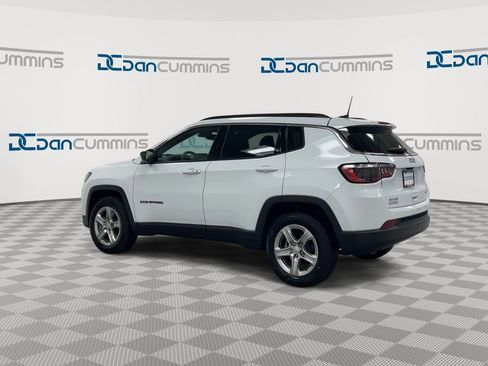 Used 2024 Jeep Compass Latitude image 6