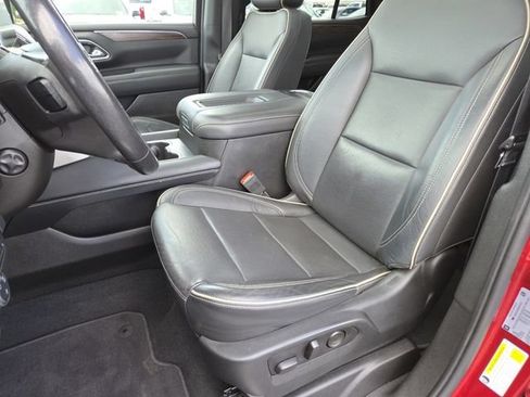 Used 2021 Chevrolet Tahoe Premier w/ Premium Package AWD/4WD image 37