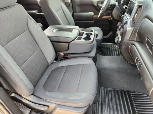 Used 2022 Chevrolet Silverado 1500 LT AWD/4WD image 15