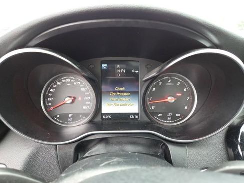 Used 2017 Mercedes-Benz C 300 4MATIC Sedan image 15