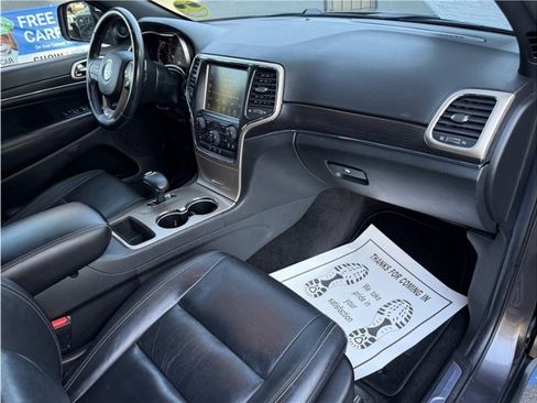 Used 2015 Jeep Grand Cherokee Limited image 29