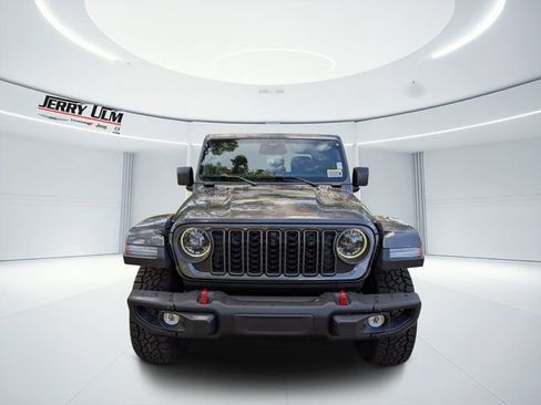 New 2026 Jeep Gladiator Rubicon AWD/4WD image 8