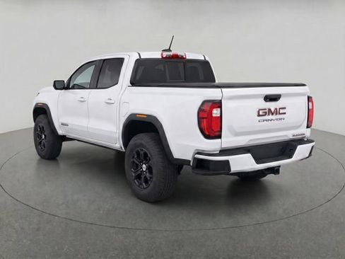 Used 2024 GMC Canyon Elevation w/ Convenience Package RWD image 3