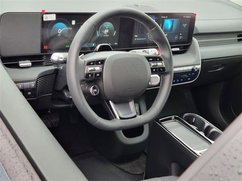 New 2026 Hyundai Ioniq 5 SE image 3