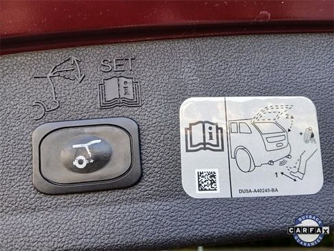 Used 2017 Ford Escape Titanium image 46