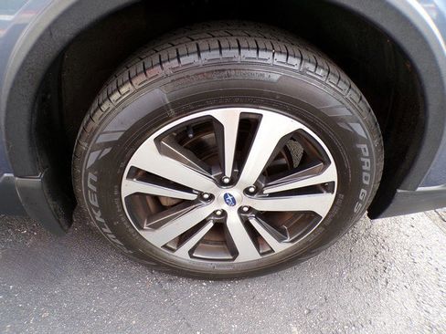 Used 2018 Subaru Outback 2.5i Limited AWD/4WD image 25