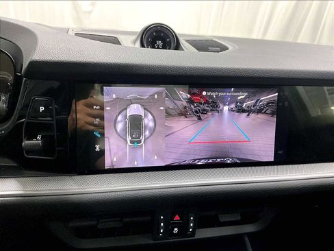 New 2026 Porsche Cayenne Coupe image 18