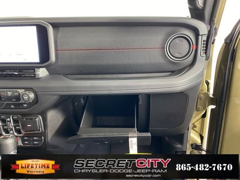 New 2026 Jeep Gladiator Rubicon image 32