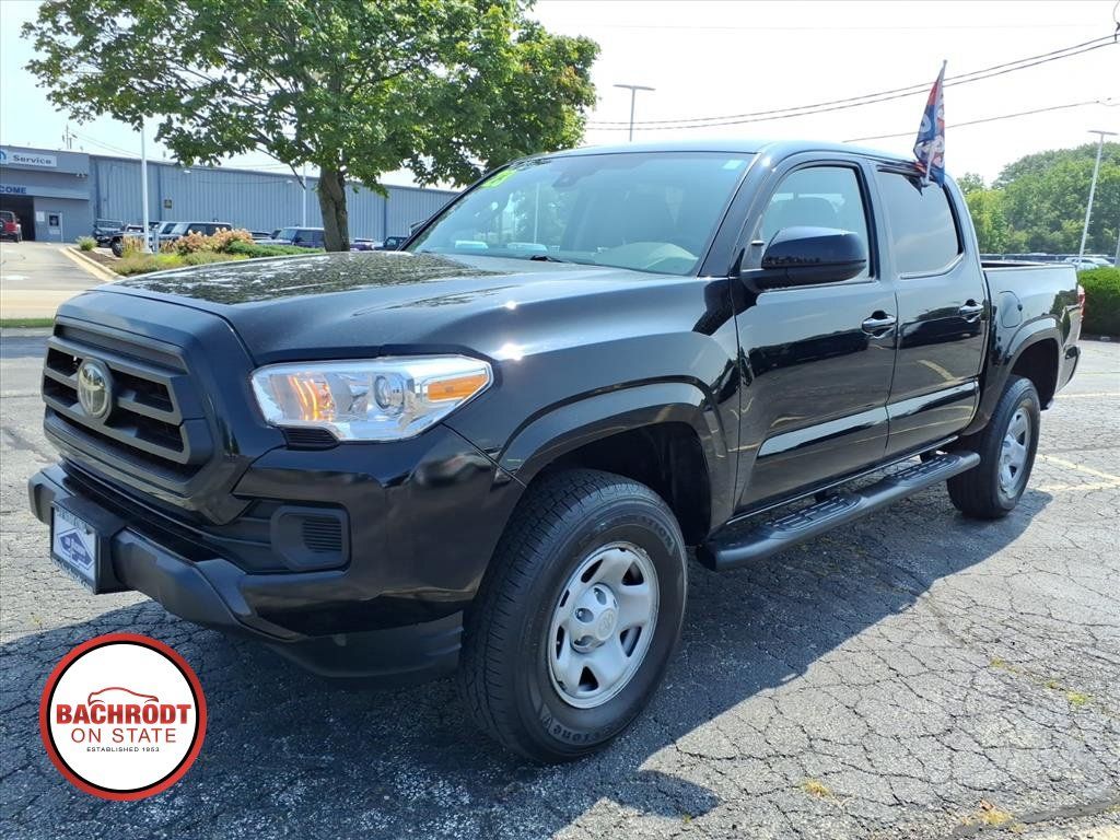 Used 2023 Toyota Tacoma SR AWD/4WD image 3