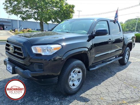 Used 2023 Toyota Tacoma SR AWD/4WD image 3