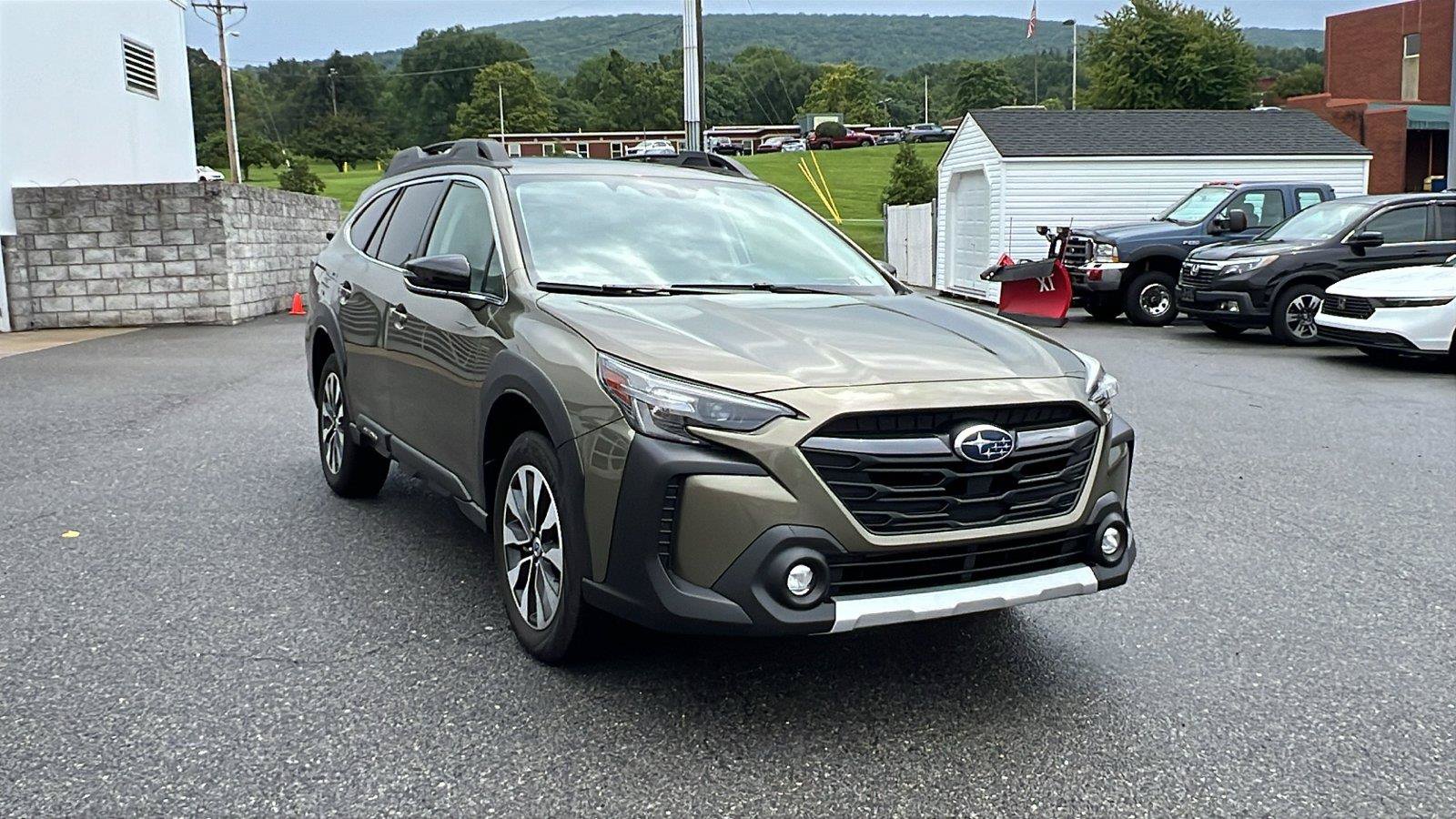 Used 2024 Subaru Outback Limited AWD/4WD image 1
