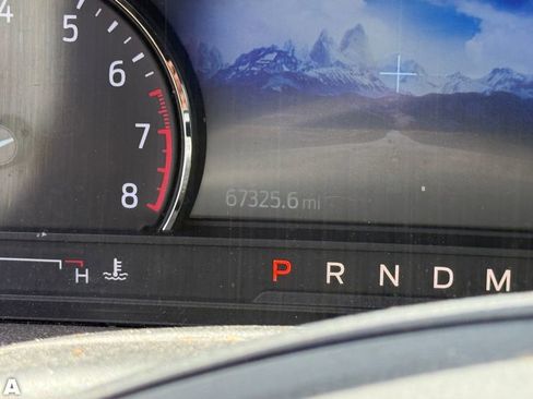 Used 2020 Ford Explorer XLT w/ Equipment Group 202A image 11