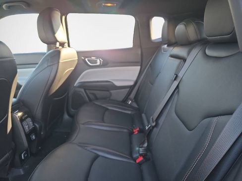 Used 2023 Jeep Compass Limited AWD/4WD image 23