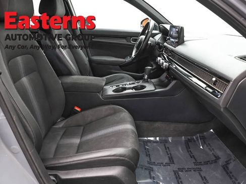 Used 2025 Honda Civic Sport image 23