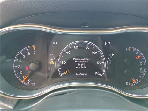 Used 2017 Jeep Grand Cherokee Laredo w/ Quick Order Package 2BE RWD image 11