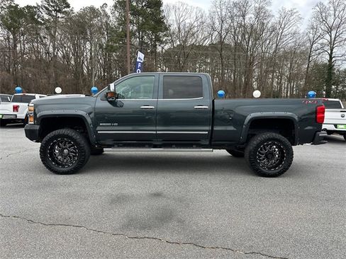 Used 2018 Chevrolet Silverado 2500 LTZ w/ Duramax Plus Package image 4