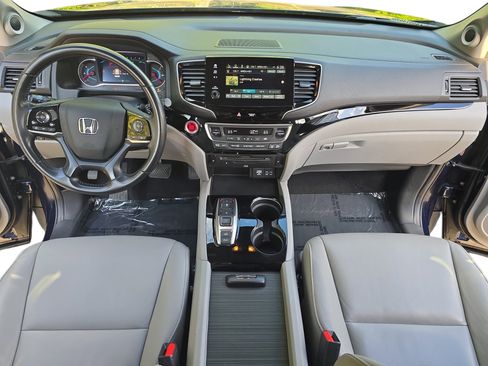 Used 2019 Honda Pilot Touring image 9
