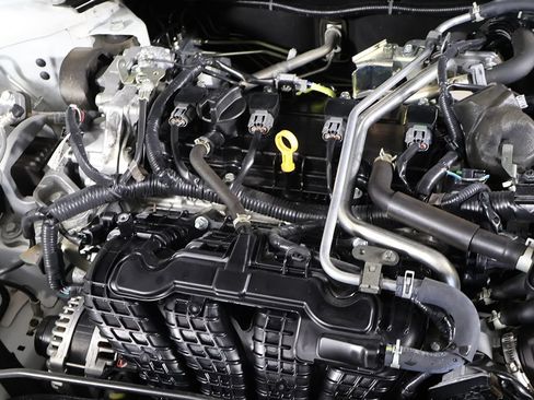 Used 2023 Nissan Altima 2.5 SR w/ SR Premium Package FWD image 17