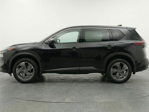 Used 2025 Nissan Rogue SV image 5