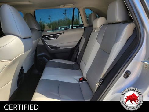 Used 2023 Toyota RAV4 XLE Premium FWD image 17