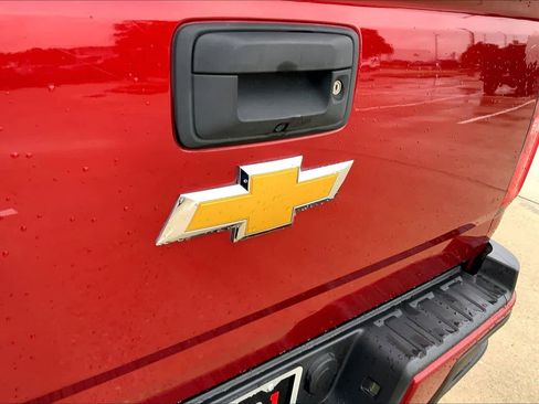 Used 2015 Chevrolet Colorado Z71 AWD/4WD image 30