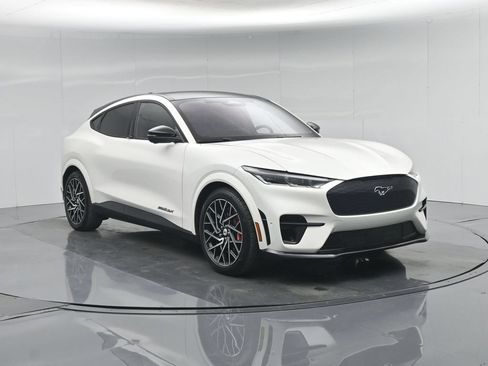 Certified 2023 Ford Mustang Mach-E GT w/ GT Performance Edition AWD/4WD image 58