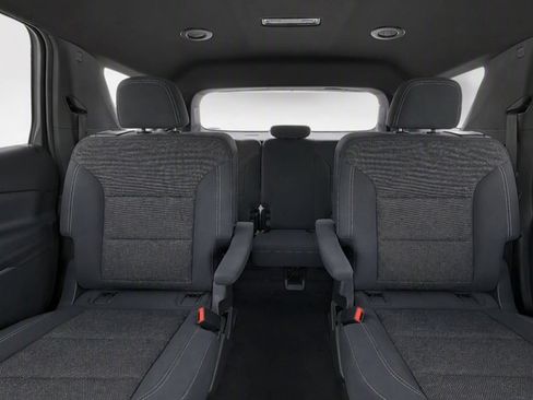 Used 2024 Chevrolet Traverse LT FWD image 32