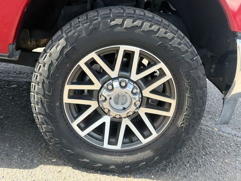 Used 2019 Ford F250 Lariat w/ Lariat Ultimate Package image 8