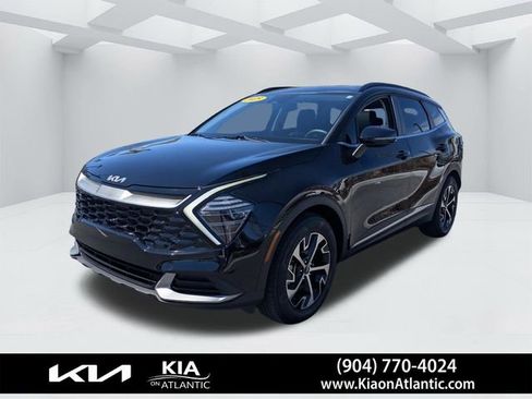 Used 2025 Kia Sportage EX w/ Premium Package image 7