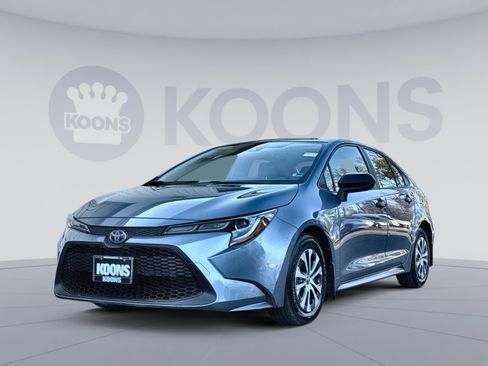 Used 2021 Toyota Corolla LE image 1