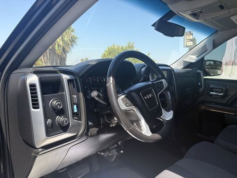 Used 2018 GMC Sierra 1500 SLE w/ SLE Value Package AWD/4WD image 17