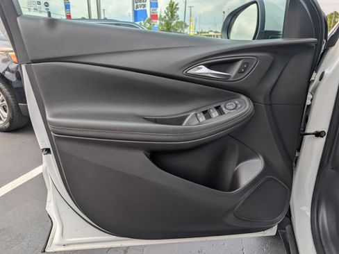 Used 2024 Buick Encore GX Preferred FWD image 9