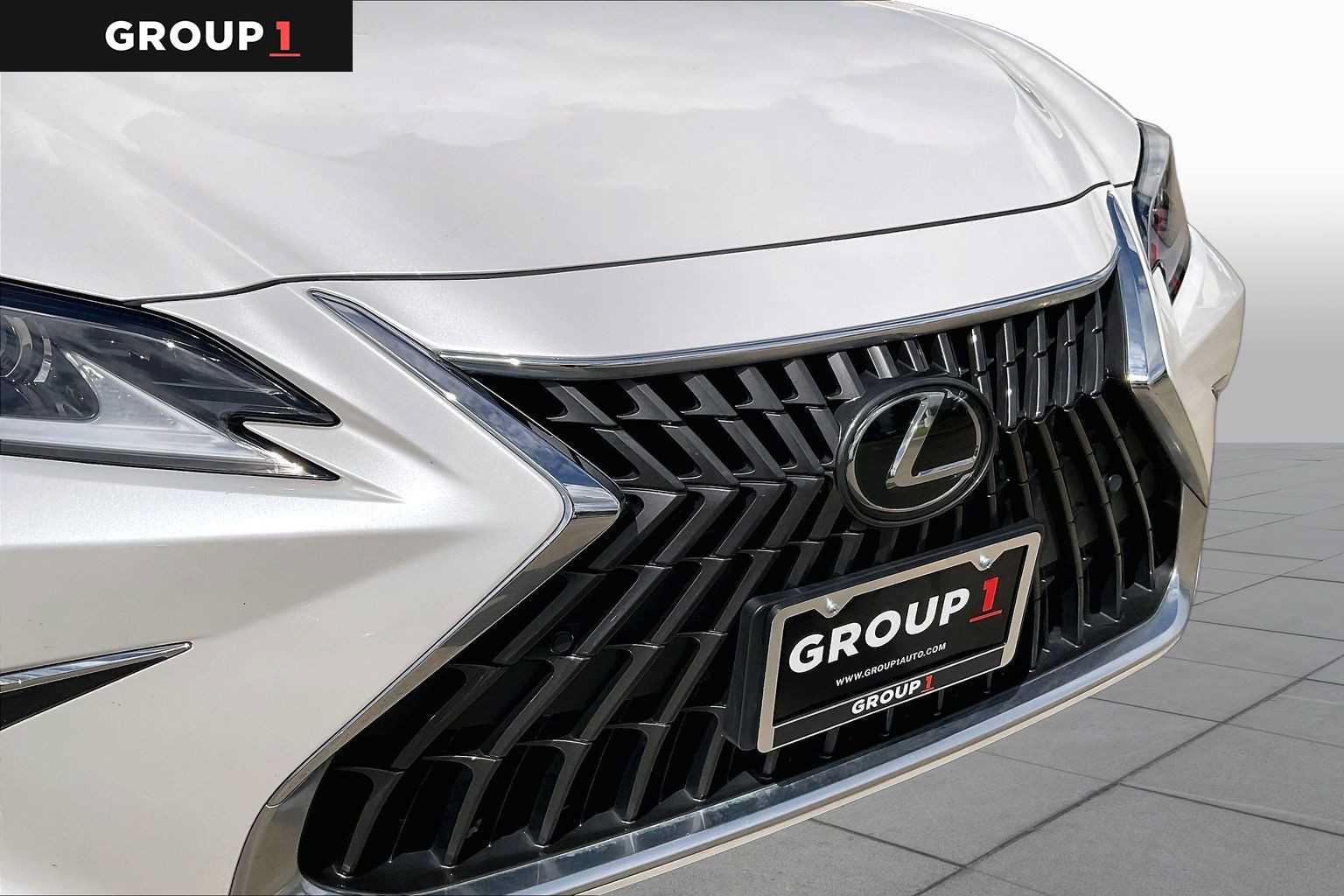 Used 2024 Lexus ES 350 w/ Premium Package FWD image 27