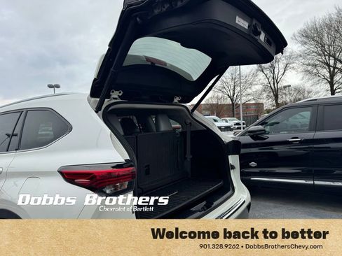 Used 2021 Toyota Highlander Platinum image 38