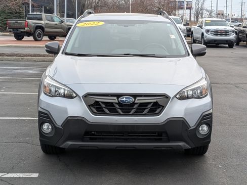 Used 2022 Subaru Crosstrek 2.5i Sport w/ Moonroof Package image 2
