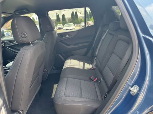 Used 2025 Chevrolet Equinox LT FWD image 27