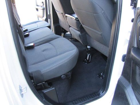 Used 2023 RAM 1500 Warlock AWD/4WD image 19