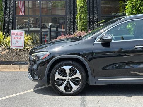 Used 2025 Mercedes-Benz GLA 250 4MATIC image 10