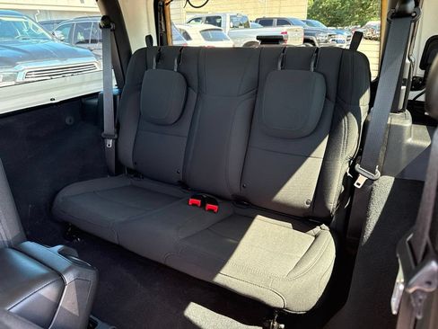 Certified 2023 Jeep Wrangler Sport AWD/4WD image 17