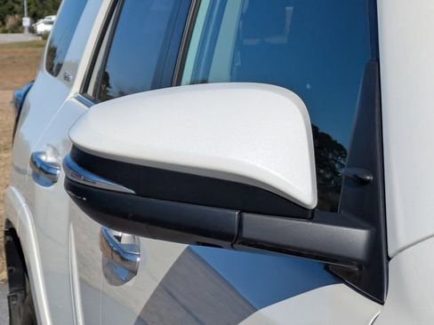 Used 2021 Toyota 4Runner Limited image 11