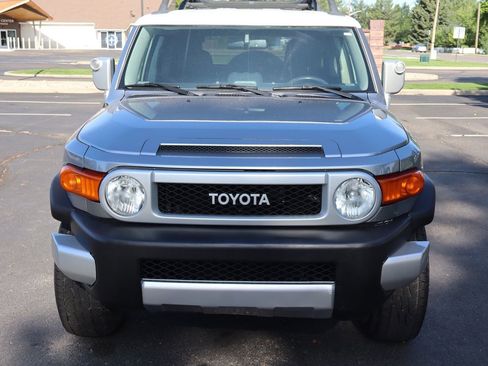 Used 2012 Toyota FJ Cruiser 4WD w/ Upgrade Pkg image 12