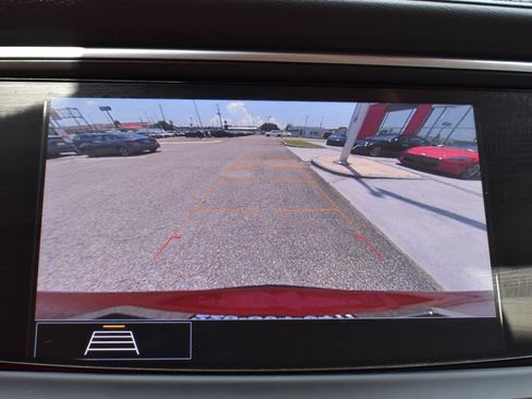 Used 2020 Buick Enclave Essence AWD/4WD image 39